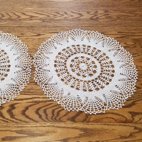 Pair of 16 1/2" each New Hand Crafted White Glory Pattern Doilies - Picture 2 of 4